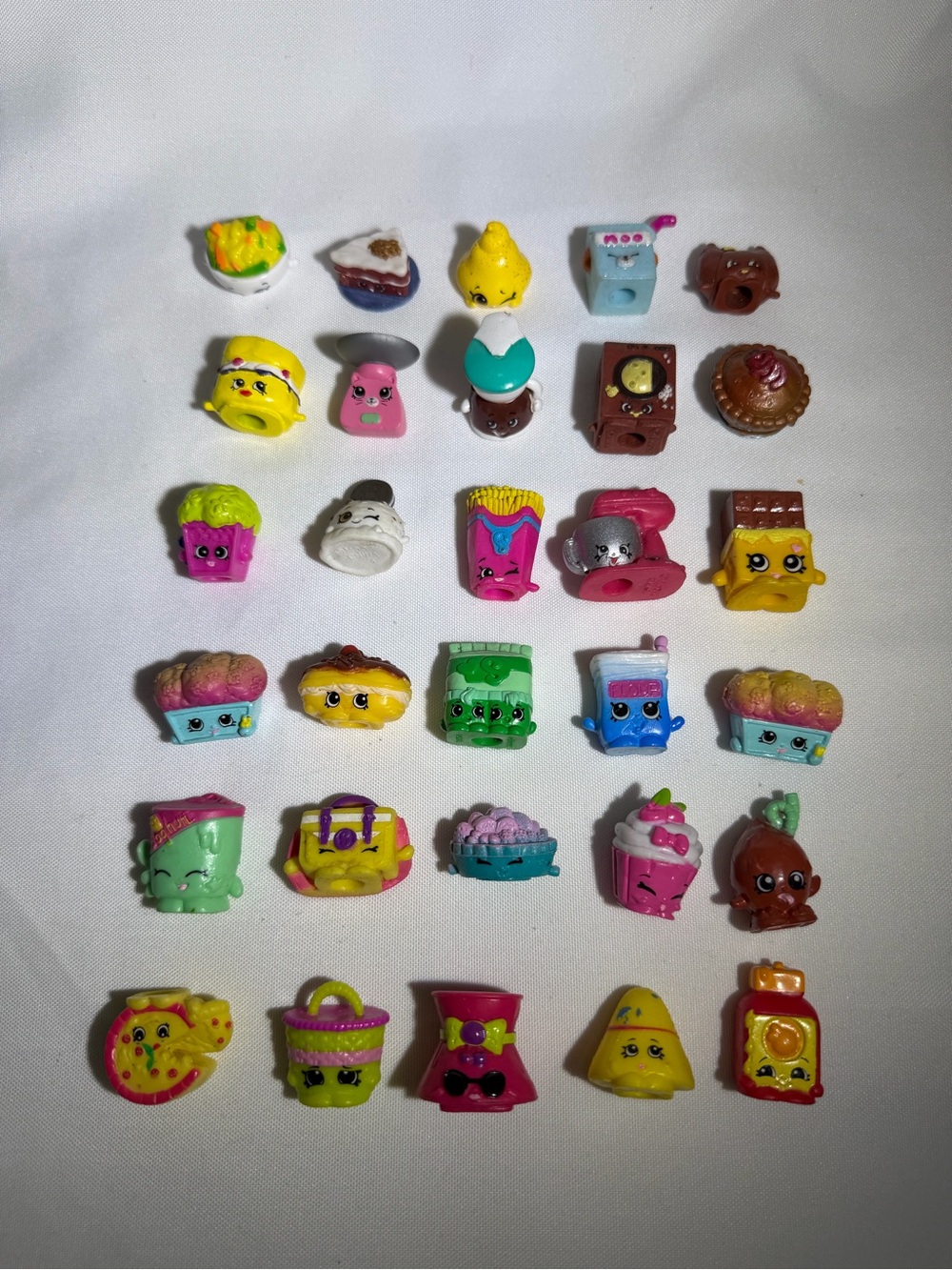 Shopkins Kids Toy Mini Collectible Set - Assorted Colors